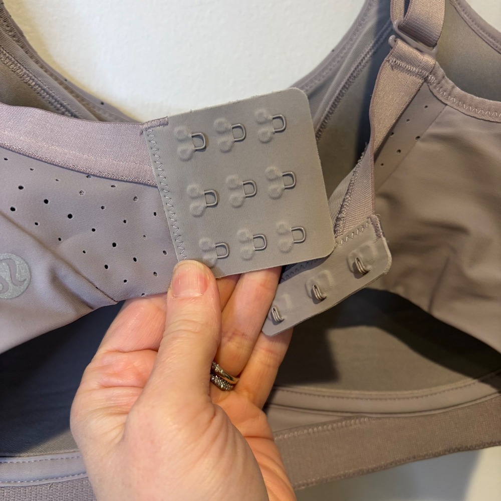 Lululemon Run Times‎ High Support Adjustable Straps Sports Bra Lilac Size 32E - Picture 5 of 7